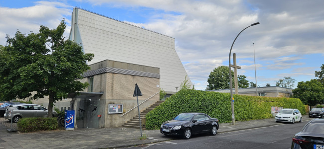 St. Lukas Schweinfurt von außen